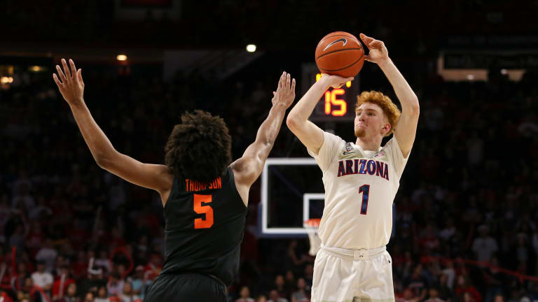 Arizona and Oregon square off in marquee match up of nationally ranked teams